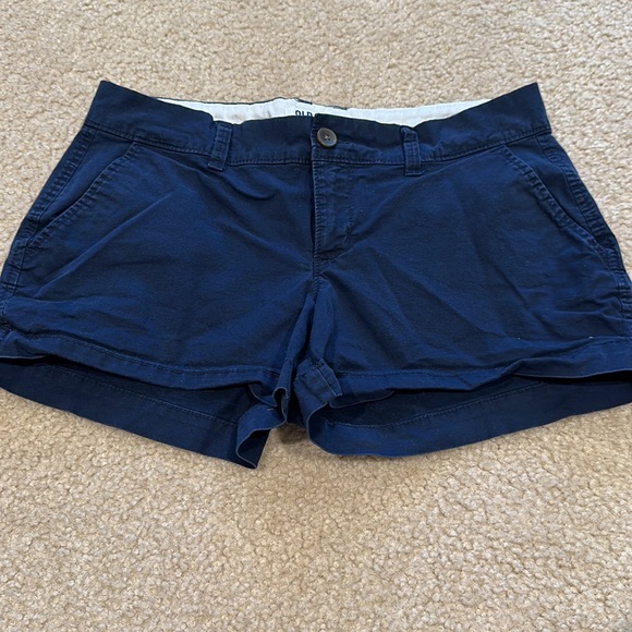 Old navy shorts bundle size 2 - Picture 5 of 10